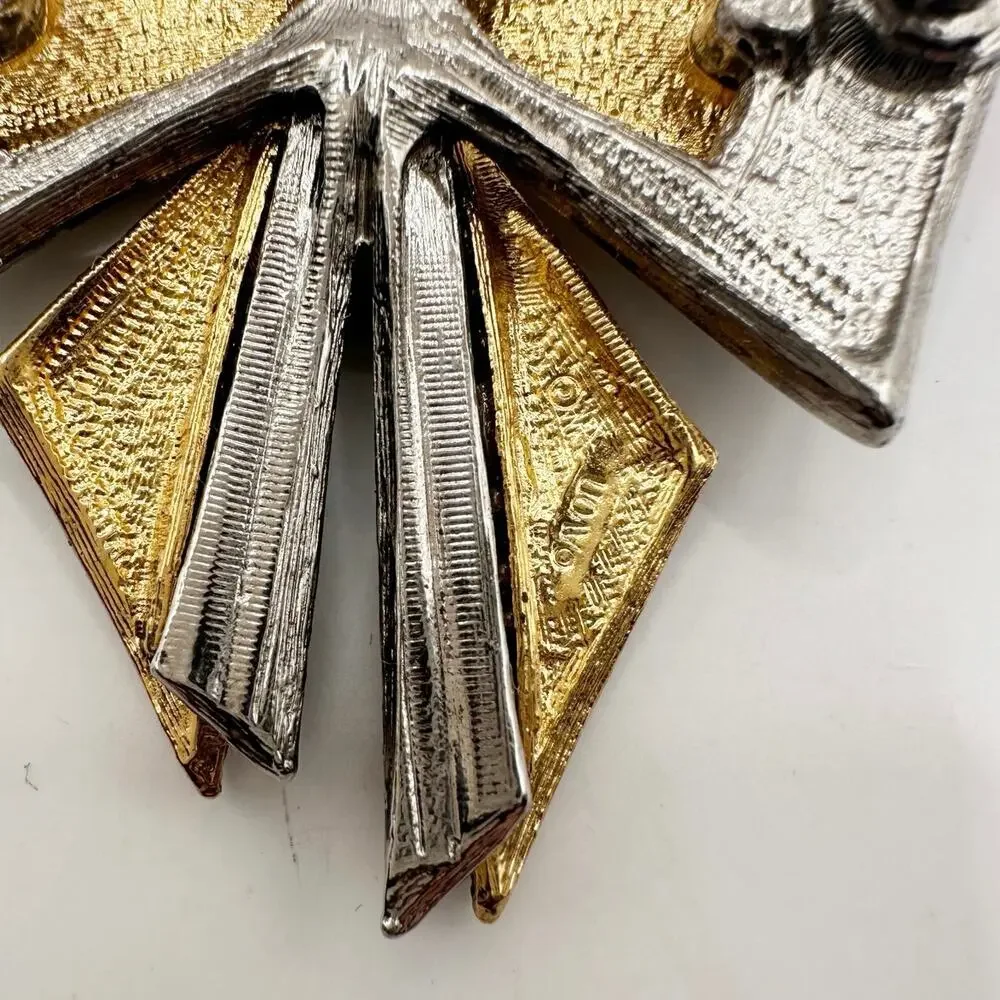 Avon Vintage Bow Pin 1995 Stylepoints Silver Goldtone Art Deco Holiday Brooch